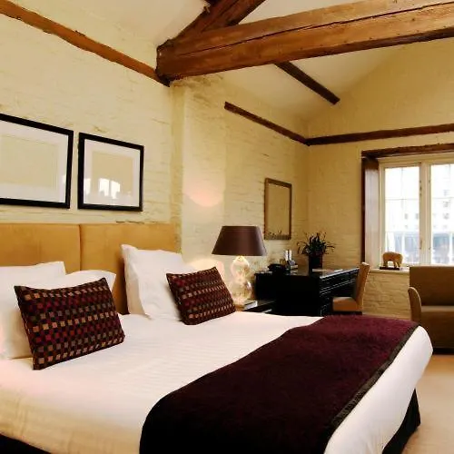 42 The Calls Лідс