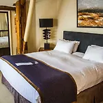 Hotel 42 The Calls