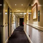 Hotel 42 The Calls 4*