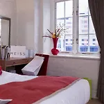 42 The Calls Hotel 4*