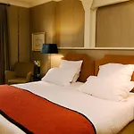 Hotel 42 The Calls