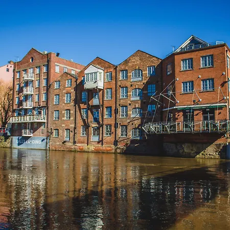 42 The Calls Hotell 4*