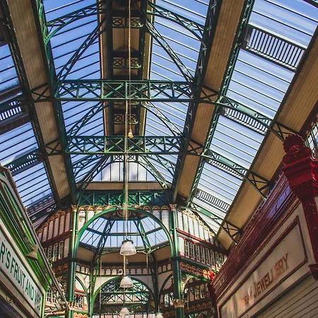 42 The Calls Hotel 4*