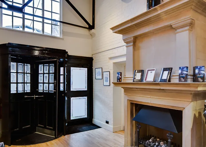 Hotell 42 The Calls 4*