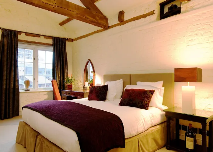 42 The Calls Hotel 4*