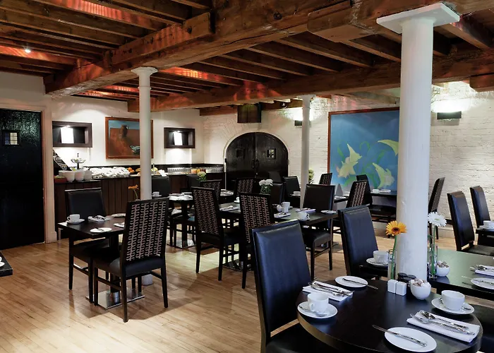 Hotell 42 The Calls 4*