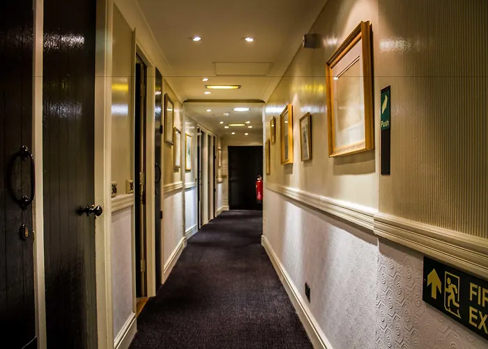 Hotel 42 The Calls 4*