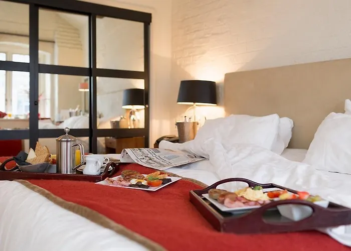 42 The Calls Hotel 4*