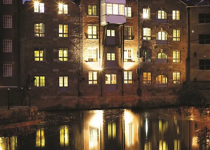 42 The Calls 4* Leeds (West Yorkshire)