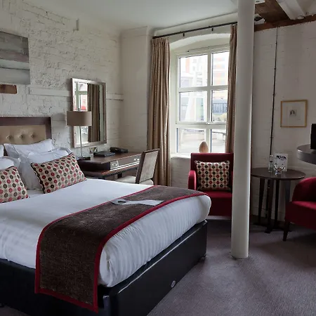 42 The Calls 4* Leeds (West Yorkshire)