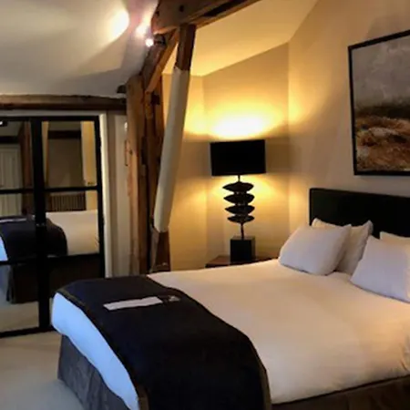 Hotel 42 The Calls